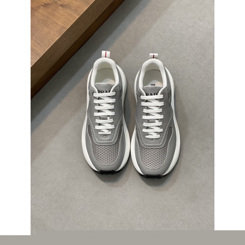 Pra*a casual shoes